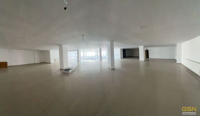 14-GSN GAYRİMENKUL'DEN KİRALIK 4550 m2 İSKANLI PRESTİJLİ PLAZA